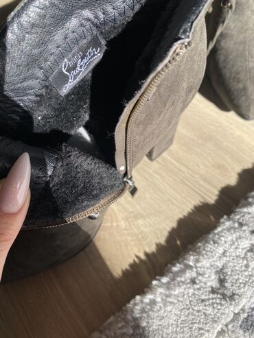 сапоги женские италия: Сапоги, 39, Christian Louboutin, Новый, Самовывоз