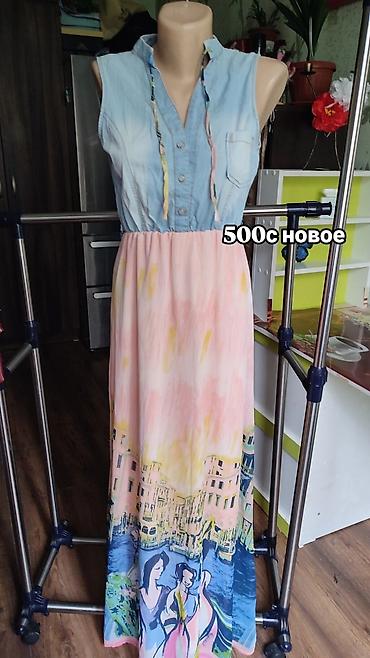 Повседневные платья: Размер S(42-44) всех платьев. Зелёное платье 200с 44-46размер.Все по — 1