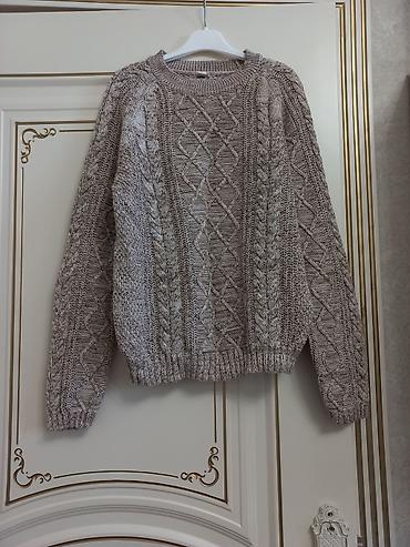 ağ sarocka: Hər biri 10 azn. ilk ikisi s-m razmer. saroçkalar oversize modeldir — 10