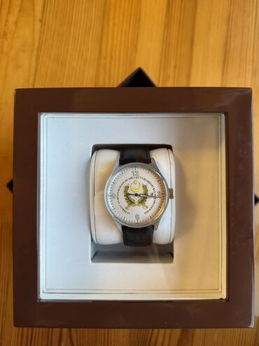 Qol saatları: Qol saatı, rəng - Qara — 1