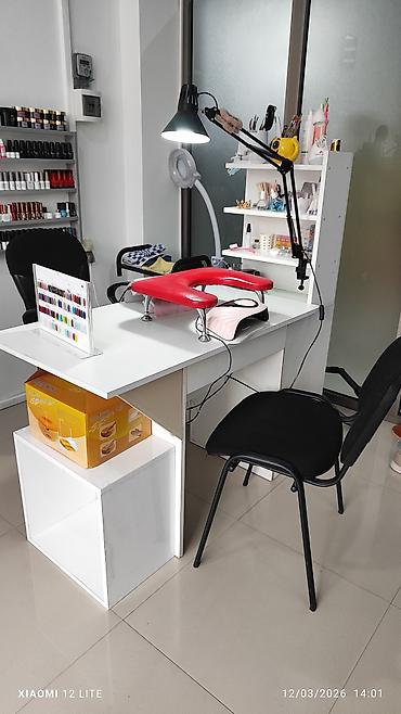 Sifarişlə manikür masaları: Düz masa, Siyirməli, Polkalı — 2