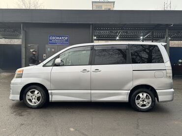 Toyota: Toyota Voxy: 2002 г., 2 л, Автомат, Бензин, Минивэн — 3