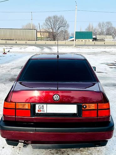 Volkswagen: Volkswagen Vento: 1993 г., 1.8 л, Механика, Бензин, Седан — 15