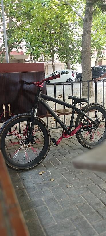 adidas velo: Tam ideal vəziyyətdədir heç problemi yoxdur yığılıb — 1