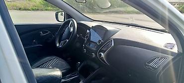 Hyundai: Hyundai ix35: 2.4 л | 2011 г. Кроссовер — 10