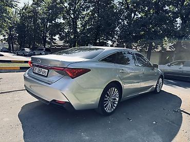 крышка багажника на степ: Toyota Avalon: 2019 г., 2.5 л, Вариатор, Гибрид, Седан — 3