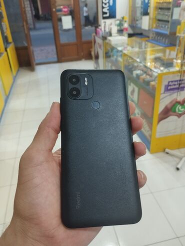 xiomi mia3: Xiaomi Redmi A2 Plus, 32 GB, rəng - Qara, 
 Barmaq izi, İki sim kartlı