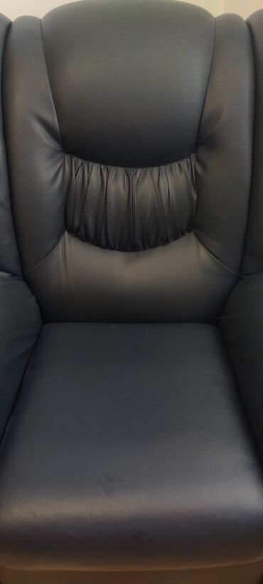 Ostali nameštaj: Na prodaju trosed i dve fotelje, teget boja, trosed je na razvlacenje — 10