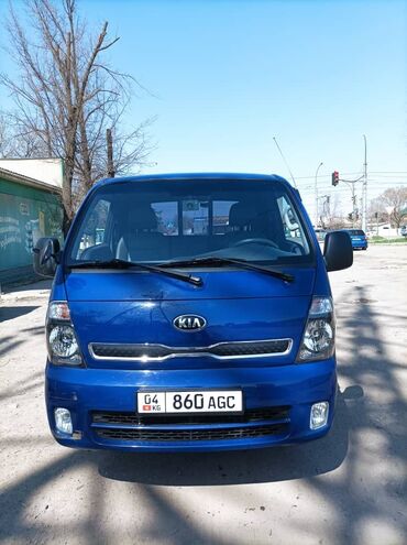 Kia: KIA MOTORS (BONGO) Срочно сатылат. Абалы мыкты, көлдүн номеринде 09