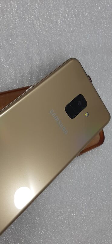 Samsung: Samsung Galaxy A8 Plus 2018, Б/у, 32 ГБ, цвет - Золотой, 2 SIM