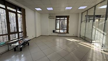 юг 7: Сдаю Офис целиком: 48 м², В бизнес центре, С ремонтом, С отдельным входом — 4