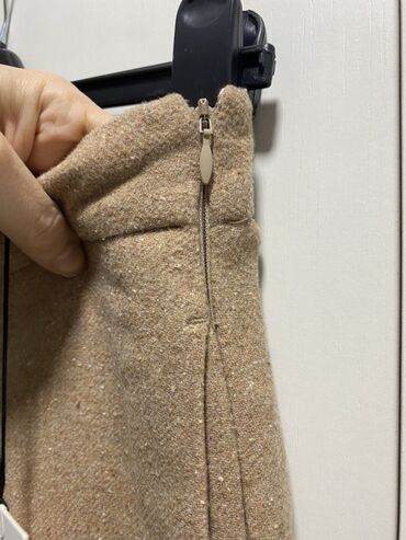 Pantalone: S (EU 36), Visok struk, Ravne nogavice na lalafo.rs — 4 Pantalone: S (EU 36), Visok struk, Ravne nogavice — 4