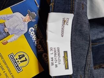 Джинсы: Wrangler джинсы. ОРИГИНАЛ. КЛАСИКА. ПРЯМЫЕ. Тёмно синий. 100% at lalafo.kg — 20 Джинсы: Wrangler джинсы. ОРИГИНАЛ. КЛАСИКА. ПРЯМЫЕ. Тёмно синий. 100% — 20