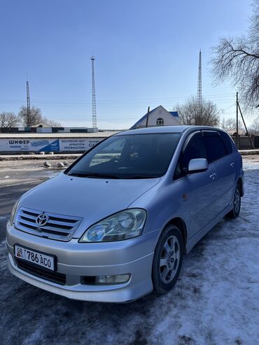 Toyota: Toyota Ipsum: 2003 г., 2.4 л, Автомат, Газ, Минивэн