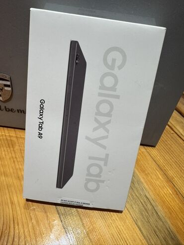 Masaüstü kompüterlər və iş stansiyaları: Yeni Samsung Galaxy Tab A9 planşeti. Bu model çoxfunksiyalı istifadə