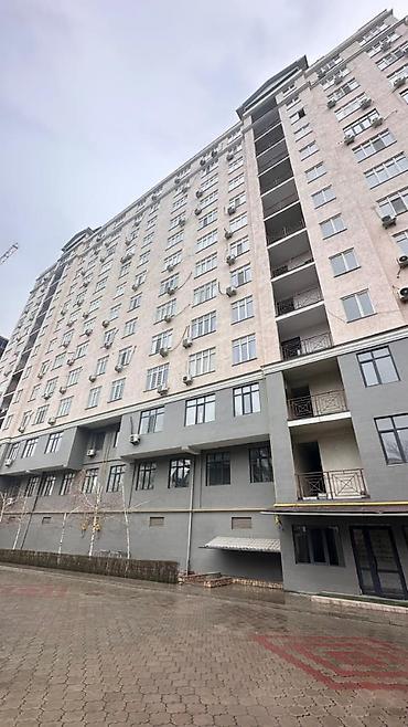 бабек: Продаётся просторная 5-комнатная студия в центре города — Исанова / — 8