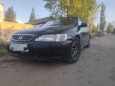 atego 1222: Honda Accord: 2000 г., 1.8 л, Механика, Бензин, Хэтчбэк — 1