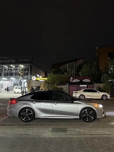 Toyota: Toyota Camry: 2018 г., 2.5 л, Автомат, Бензин, Седан — 4