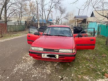 Mazda: Mazda 626: 1986 г., 2 л, Механика, Бензин, Седан — 11