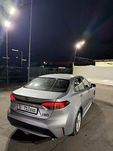 corola: Toyota Corolla: 2020 г., 1.8 л, Вариатор, Гибрид, Седан — 5