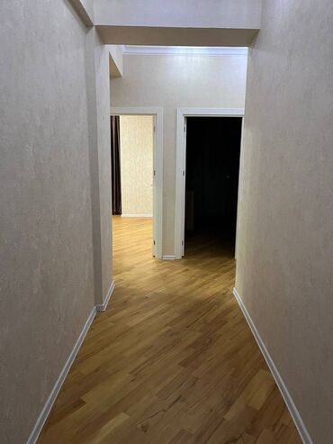 Uzunmüddətli kirayə mənzillər: Xətai rayonu Əhmədli metrosu 3 otaqlı. Mərtəbə 17/2 Otaq sayı-3 Ümumi — 21