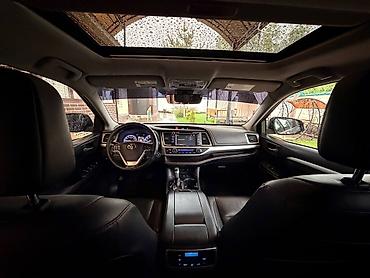 кабина юто: Toyota Highlander: 2019 г., 3.5 л, Автомат, Бензин, Кроссовер — 7