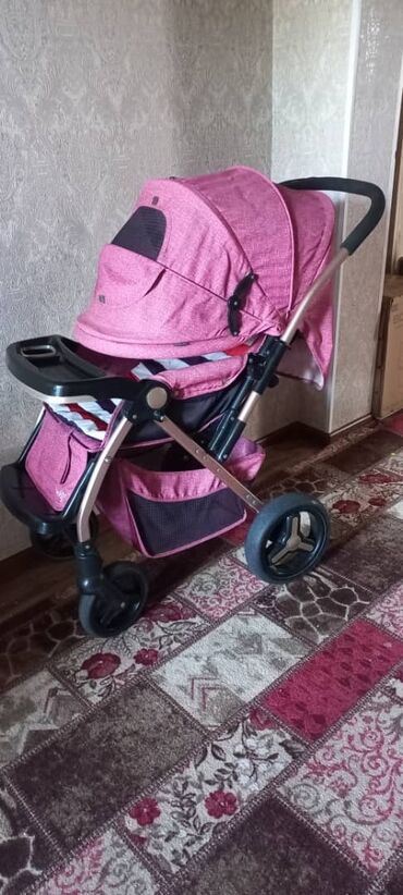 детские коляски для двойни: Коляска, цвет - Розовый, Б/у