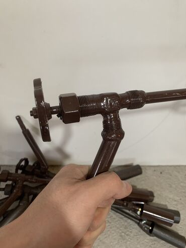 Газовые горелки: Газовая горелка с ручным поджигом и регулировочным вентилем — 8