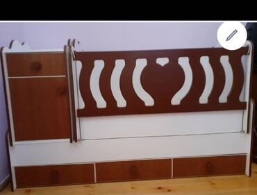 qapı otaq: Oğlan və qız üçün, Beşik