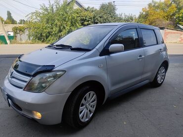 Toyota: Toyota ist: 2004 г., 1.5 л, Автомат, Бензин, Хэтчбэк