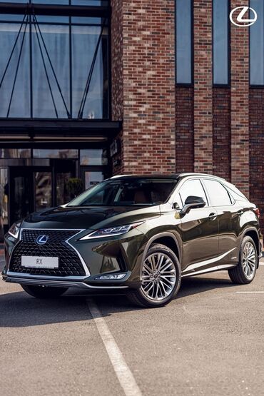 Бамперы и комплектующие: Бампер Передний Lexus