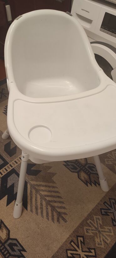 чехол на стульчик для кормления в Азербайджан | Стол для кормления: Детские стульчик для кормления,в идеальном состоянии