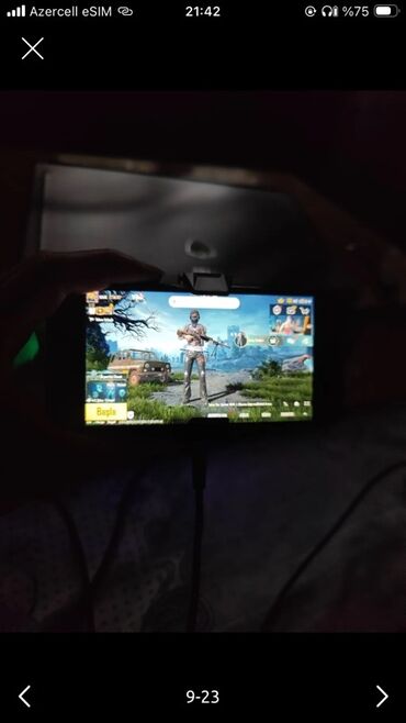 Apple iPhone: IPhone SE 2020, 64 GB, Qara, Barmaq izi — 8