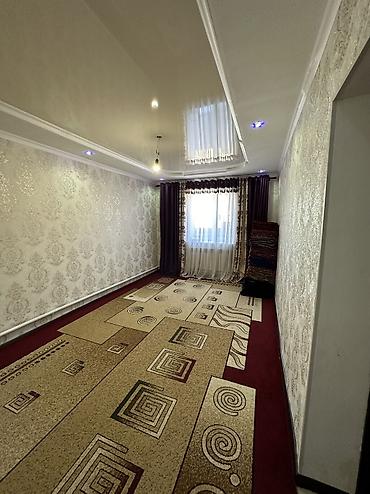 Продажа коттеджей и домов: Уй сатылат Ак ордо3 дон 4 сотик 5 болмолу жолго жакын документти кызыл — 1