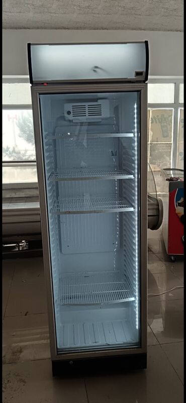 kiçik ölçülü soyuducular: Ela vəziyyətdədir
Vitrin soyuducu 
Satilir 350 azn
Ünvan Zirə 
Nika