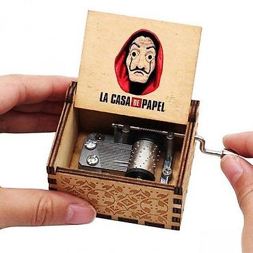 mona obuca katalog: MUZICKA KUTIJA BELLA CIAO CASA DE PAPEL | NOVO / NEKORIŠĆENO — 2