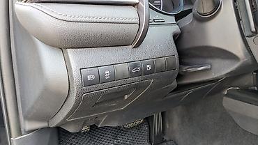 Toyota: Toyota Camry: 2018 г., 2.5 л, Автомат, Бензин, Седан — 11