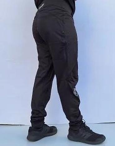 Pantalone: Pantalone, bоја - Crna — 18