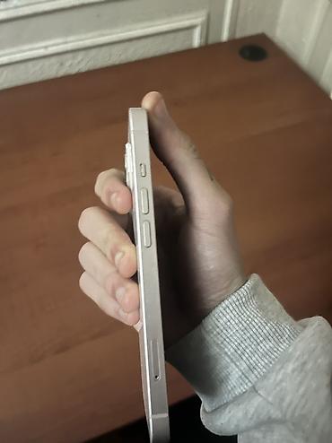 aple 13: IPhone 13 — 2
