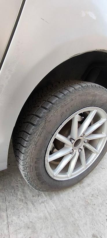 Toyota: Toyota Ipsum: 2002 г., 2.4 л, Автомат, Бензин, Минивэн — 11