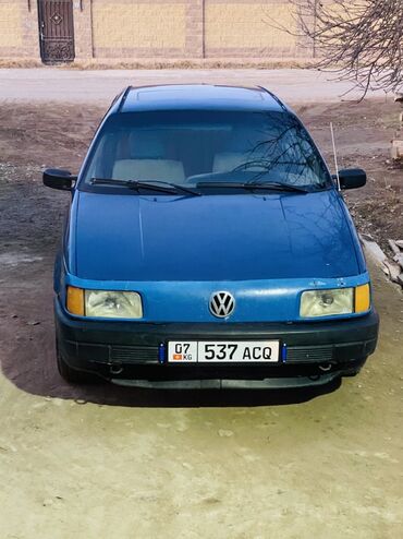 Volkswagen: Volkswagen Passat: 1989 г., 1.8 л, Механика, Бензин, Седан — 3