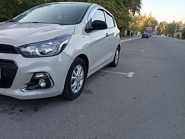 капот гетс: Chevrolet Spark: 2018 г., 1 л, Автомат, Бензин — 3