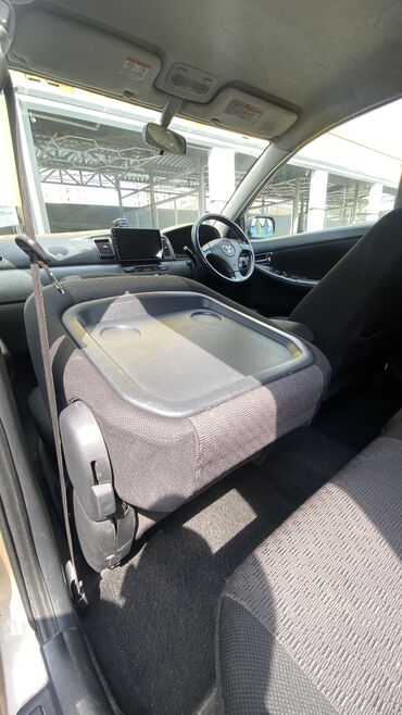 Toyota: Toyota Allex: 2004 г., 1.8 л, Автомат, Бензиновая, Хэтчбэк — 14