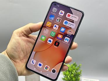 realme c51: Xiaomi, Mi 11 Lite, Б/у, 256 ГБ, цвет - Черный, 2 SIM — 4