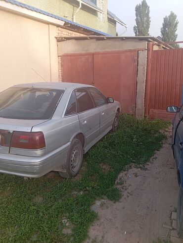 запчасти на mazda 626: Mazda 626: 1989 г., 2 л, Механика, Бензин, Хетчбек