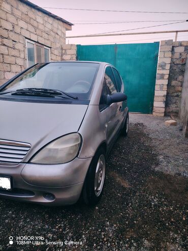 Mercedes-Benz: Mercedes-Benz A 190: 1.9 l | 1999 il Hetçbek — 2
