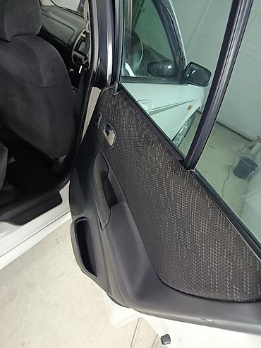 Mazda: Mazda Familia: 2001 г., 2 л, Автомат, Бензин, Универсал — 6