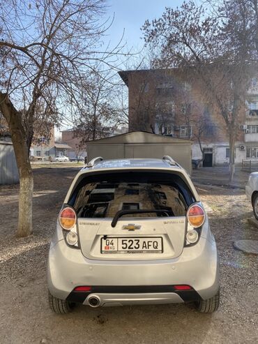 Chevrolet: Chevrolet Spark: 2011 г., 1 л, Автомат, Бензин, Хэтчбэк — 3