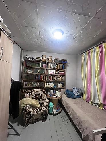 Продажа коттеджей и домов: Продаю дом район Кудайбергена по ул.Маданият . 2 этажа кирпичный, на 1 — 10