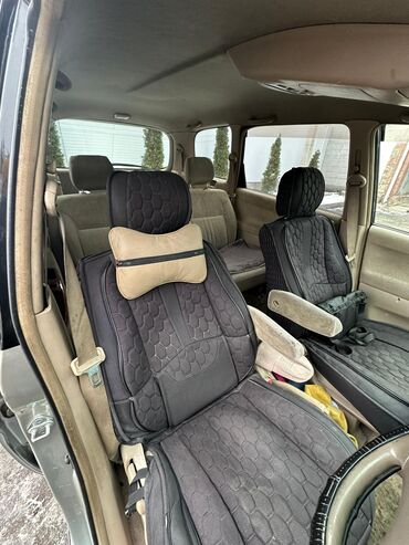 Toyota: Toyota Gaia: 2002 г., Минивэн — 8